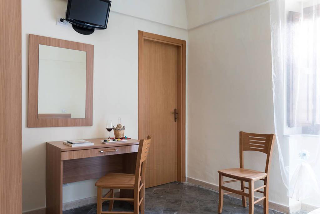 Il Campanile Hotel Vizzini Exterior photo